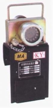 點擊查看詳細信息<br>標題：DKY-4.8L礦用機車紅尾燈 閱讀次數(shù)：2006